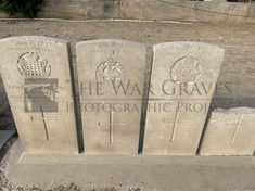 BAGHDAD (NORTH GATE) WAR CEMETERY - LUXTON, W F